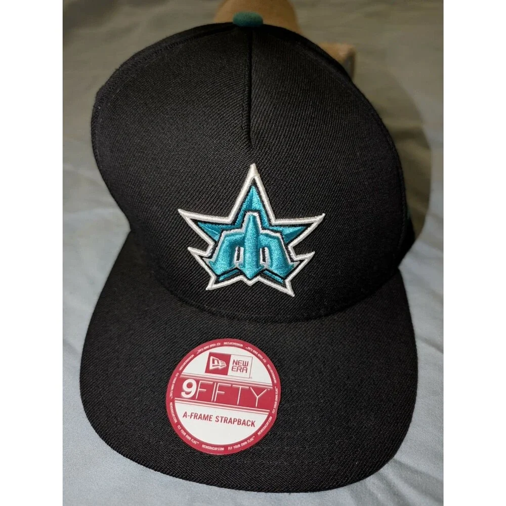 New Era 9FIFTY Seattle Mariners Tropicus Floral Strapback Hat Baseball Cap
